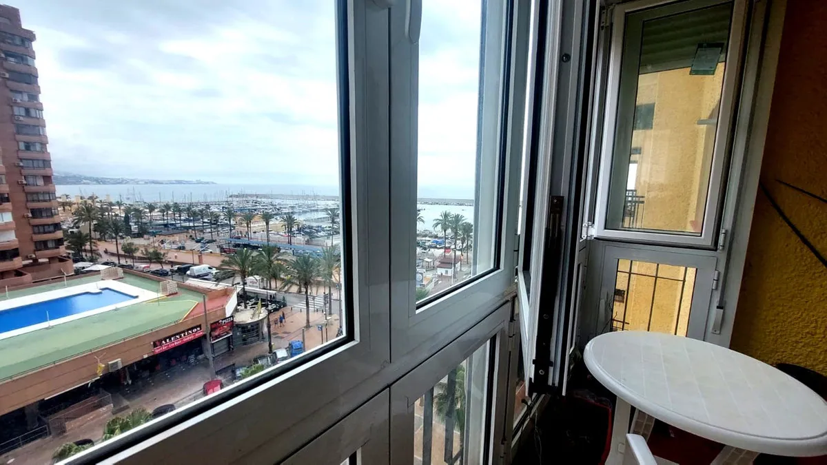 1f20937e-44a0-4189-8205-8e99ff66d88a