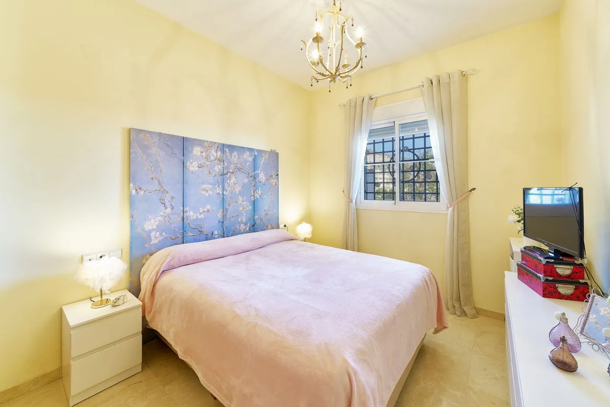 4d93abc1-8918-4b52-85f4-96e5ee4bda28