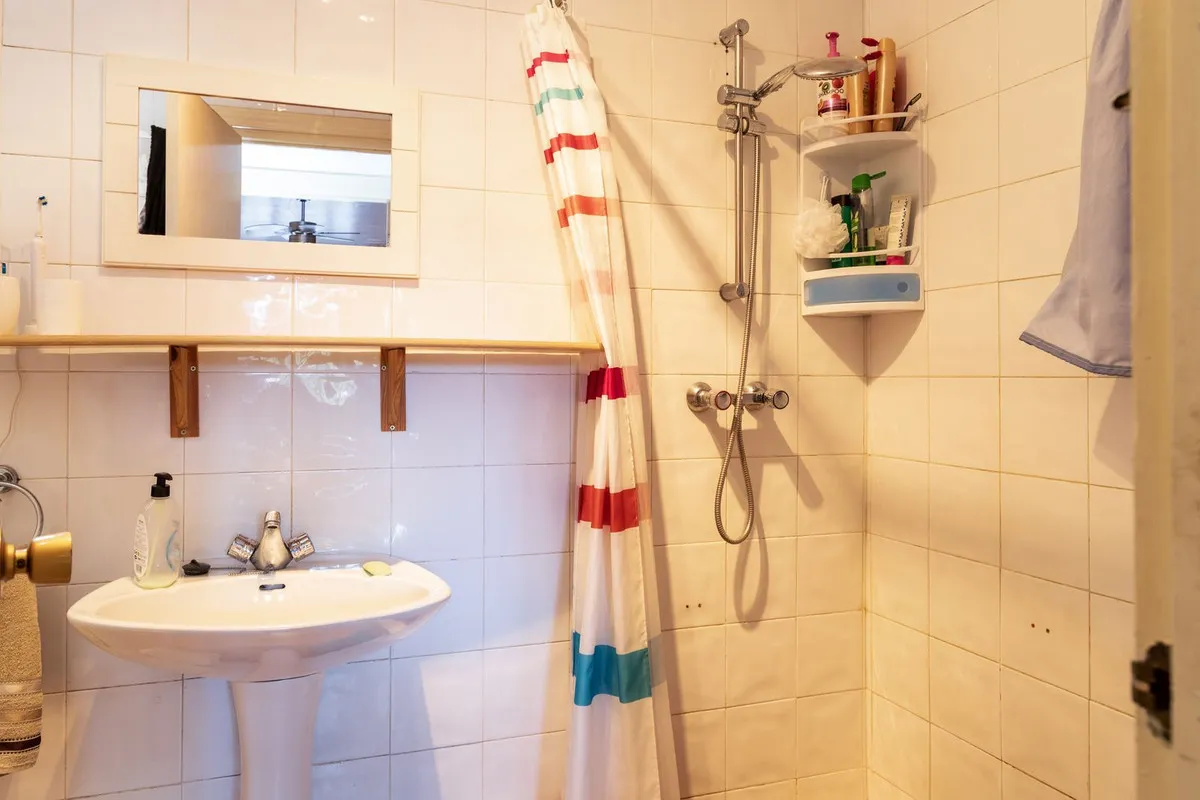 4cb0c195-0654-44d7-b17c-ca9c18f0cb99