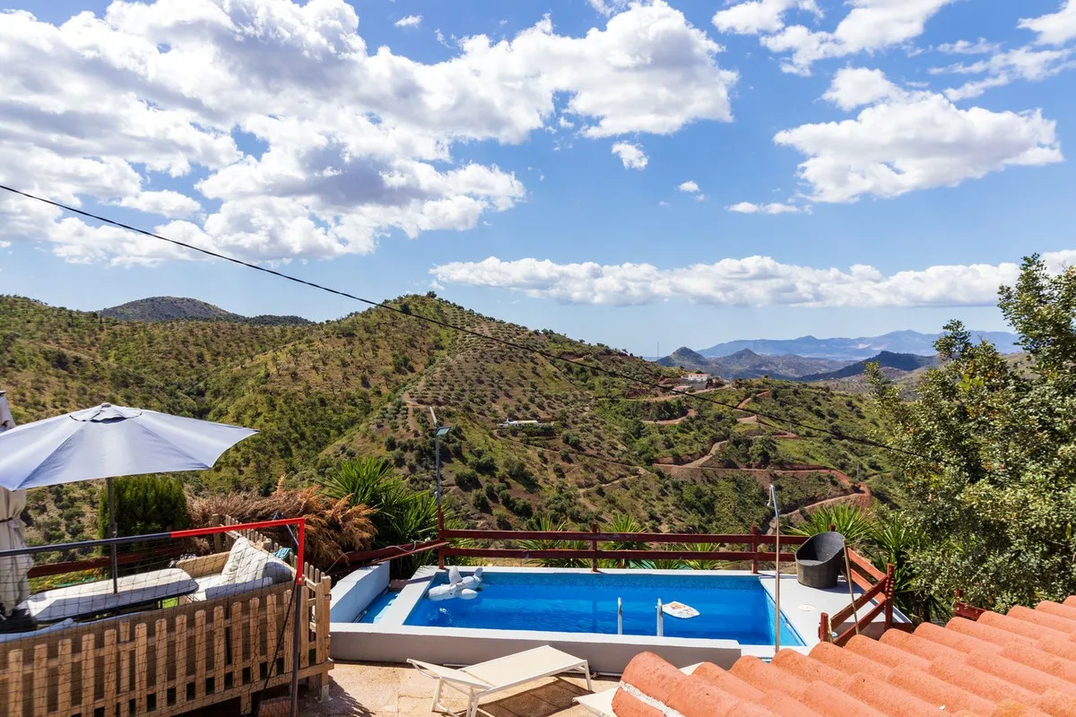 862f8dbf-345a-4c67-8a0f-1e73c989daa9