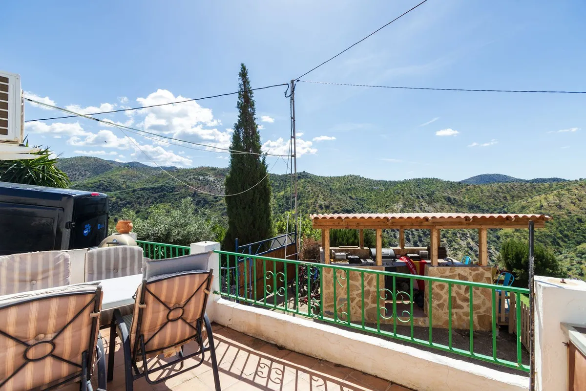 9e3a8320-4ce1-4249-babb-4f318b8f48ac