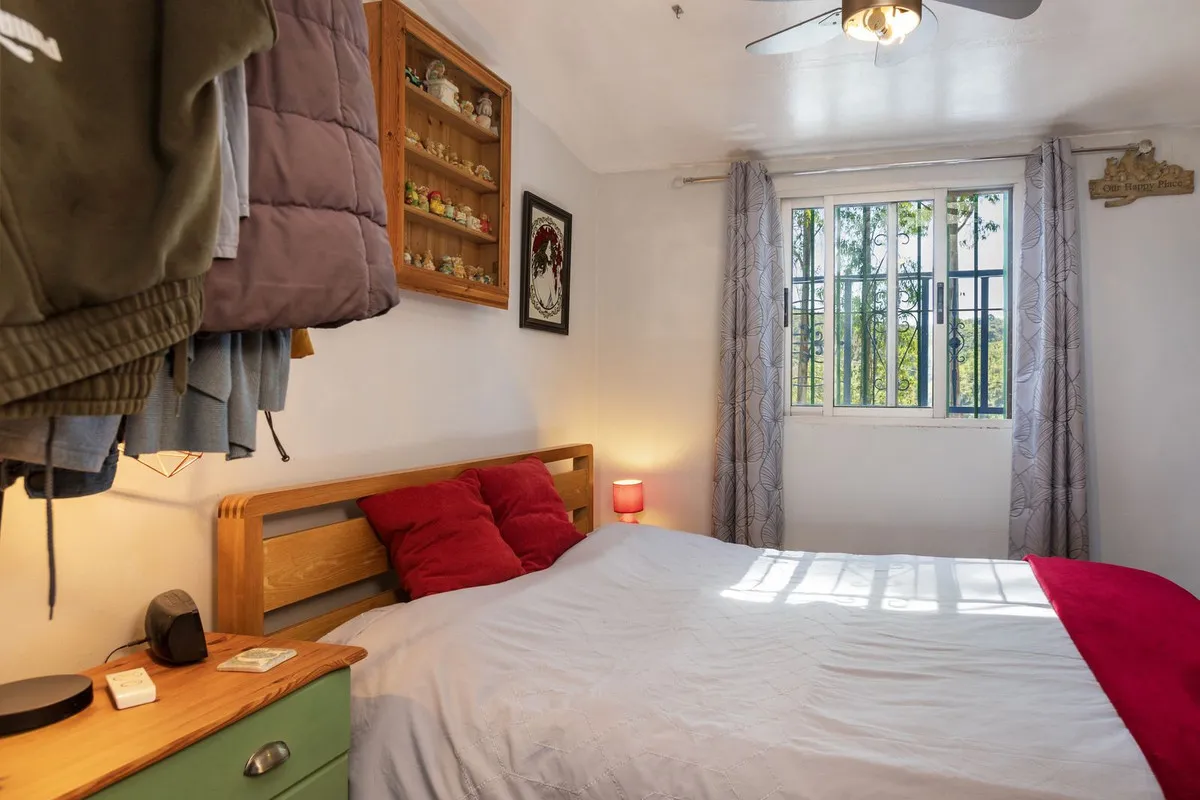 b6131fef-82e2-4cdc-aaff-0e1e6673aa39