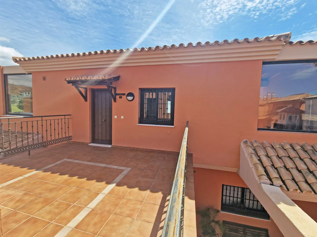 7289d957-68f9-42dd-b7ac-7aba2a2e56f6