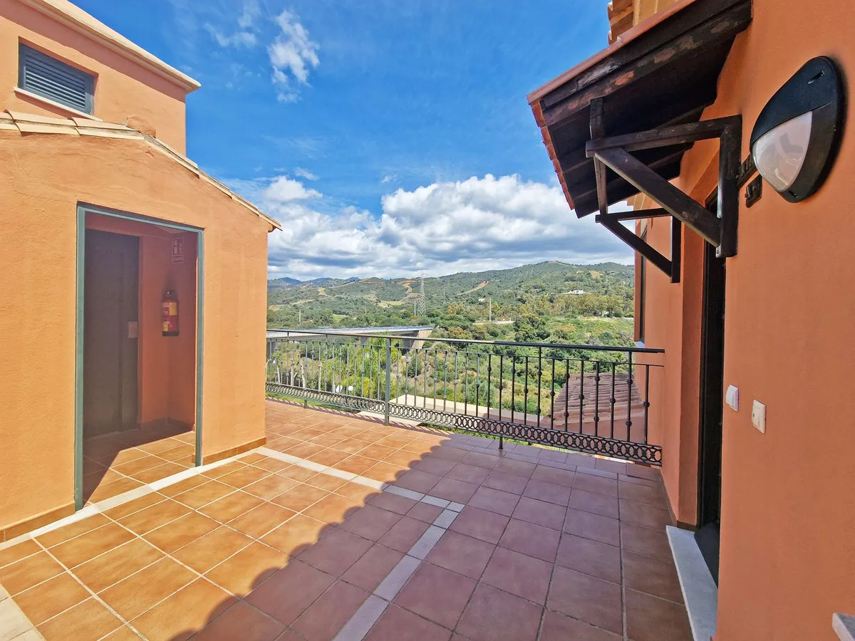 d21658e0-6161-4b45-89bf-f6d92d700236