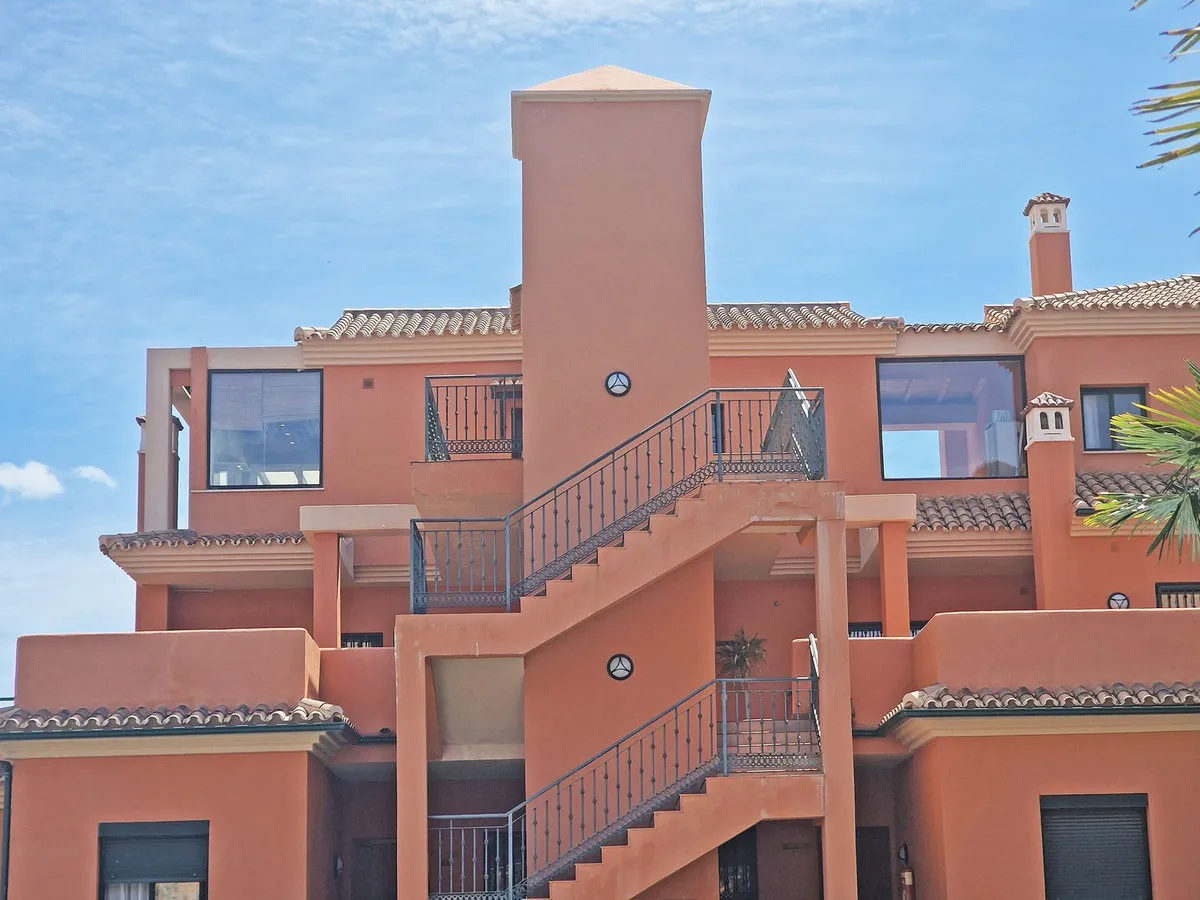 f7cb4f2c-2343-42a9-ac93-08038f2cce98