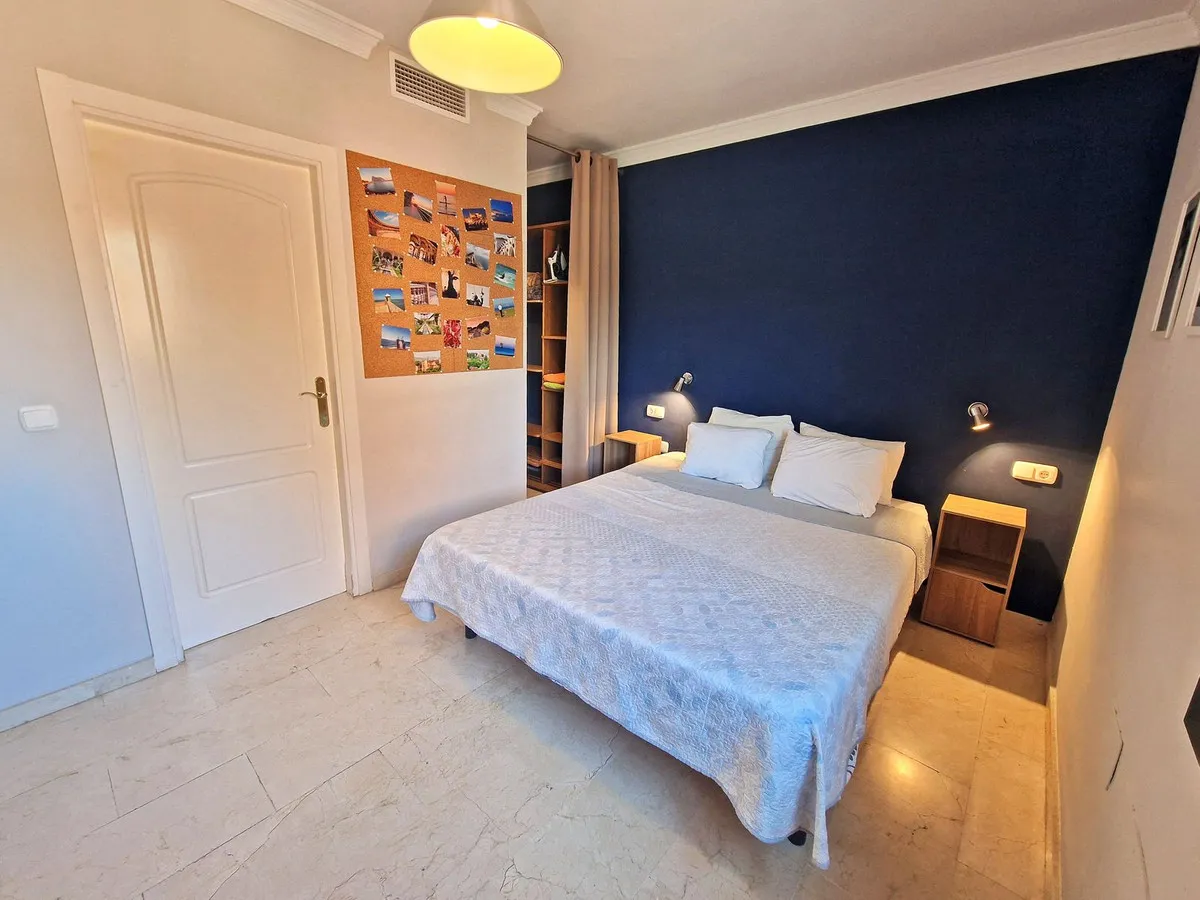 fc868012-d8f0-4688-8de0-f09eb353a3c8