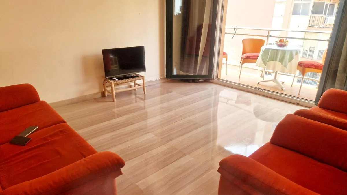 8f27cf3d-c19f-4c19-a960-1306efd077bf