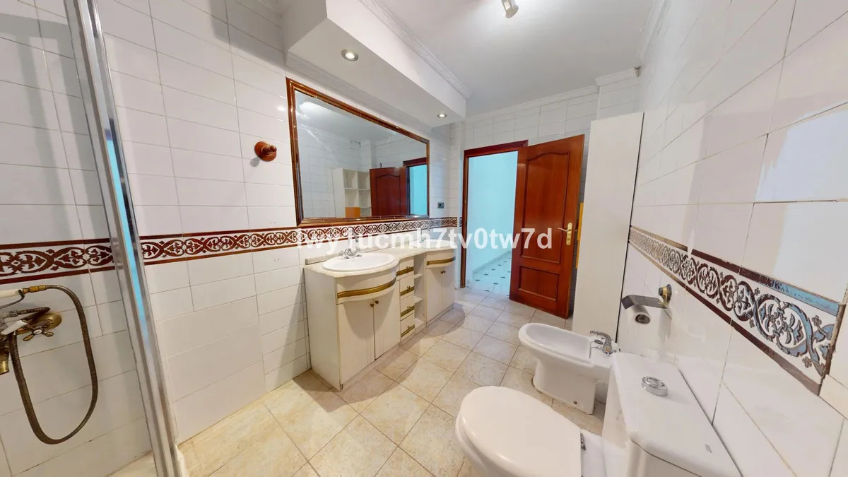 b6d2c191-8ad5-4a1b-a124-22025d476f59