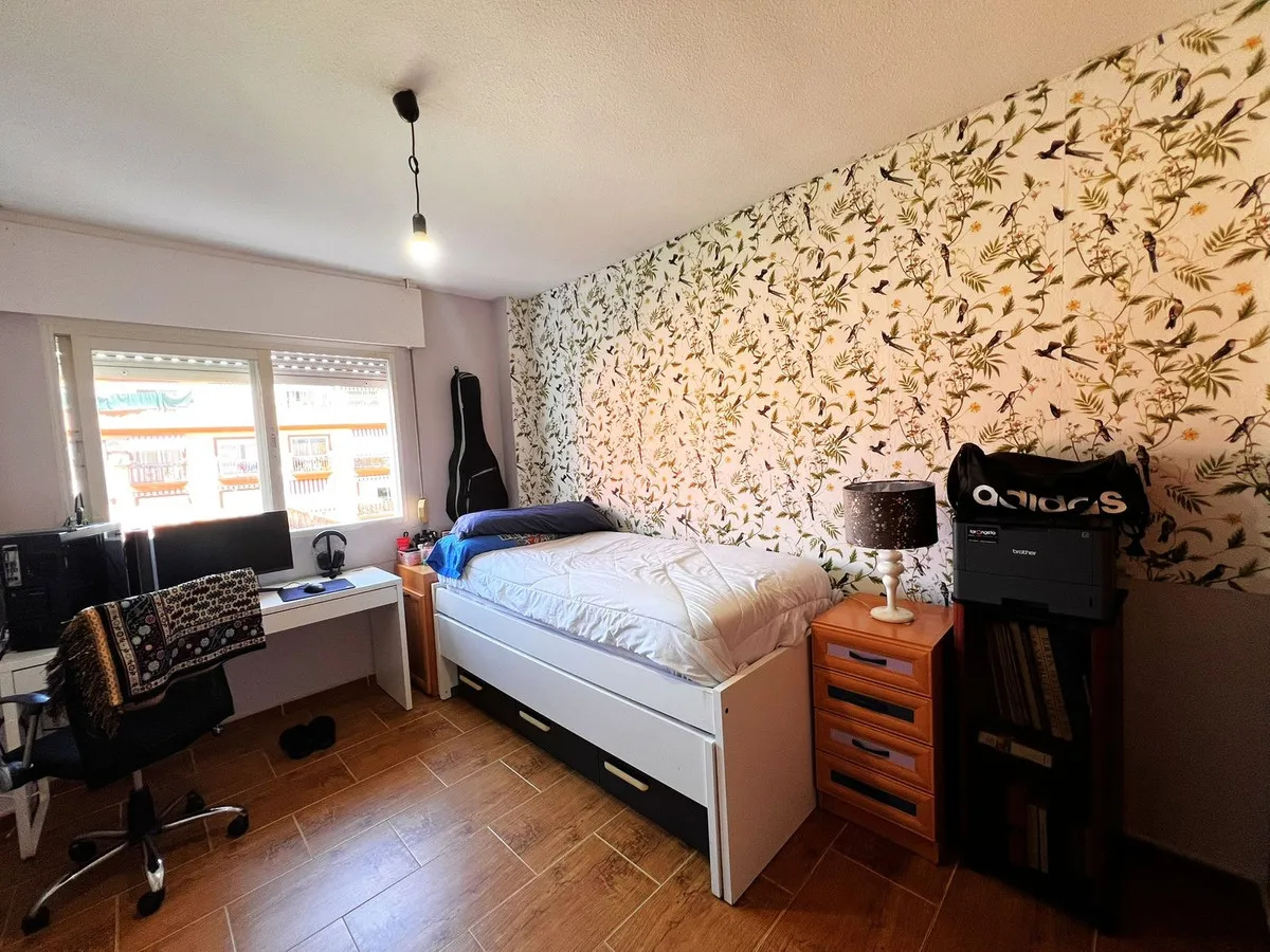 8c0dc88a-d62d-4fc9-90d3-c81d7e7014e9