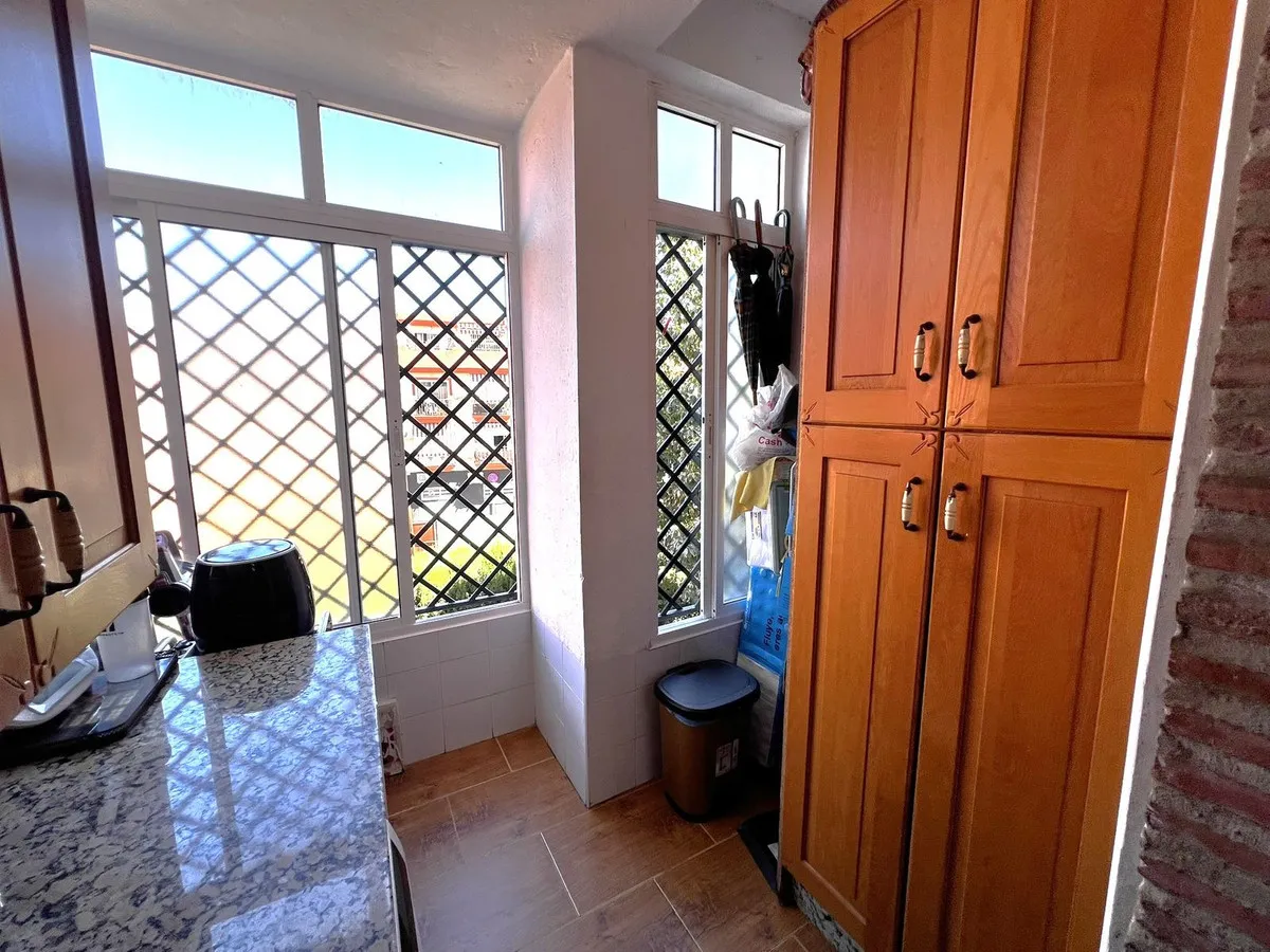 8e54224b-1dfa-4812-829f-fbe2daec3111