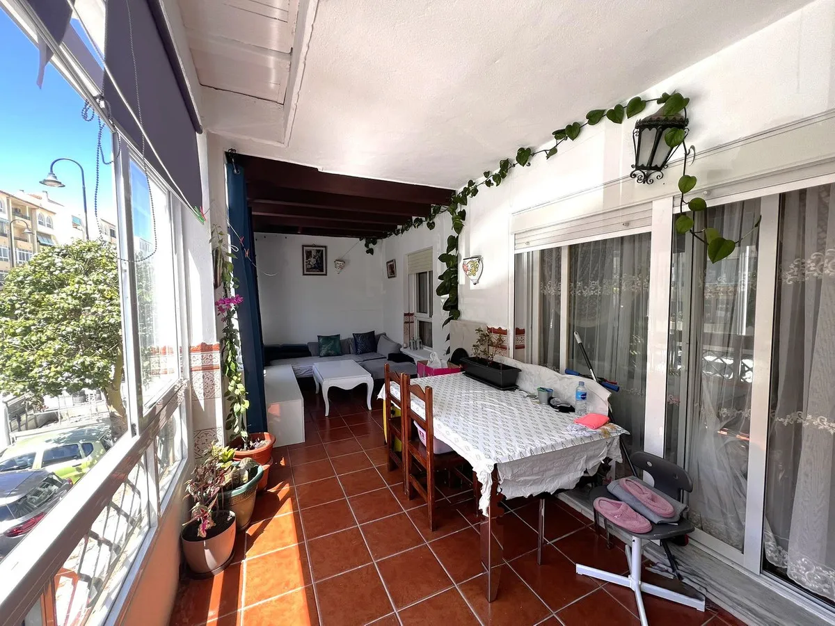 e2c9212e-d4a1-4032-a77a-01612b0b7593