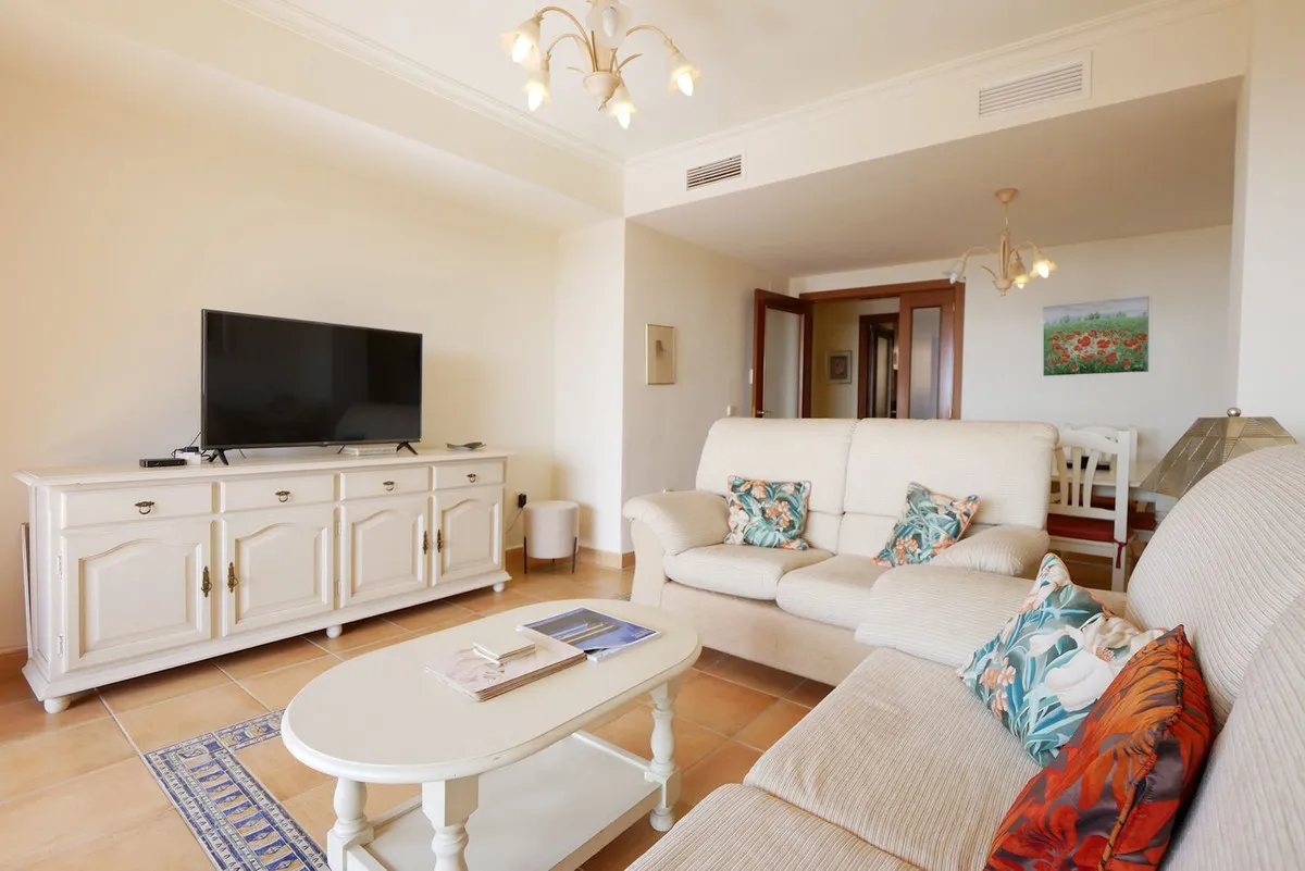 e38abca9-2f87-4c8a-8f57-a3a0e059ca06