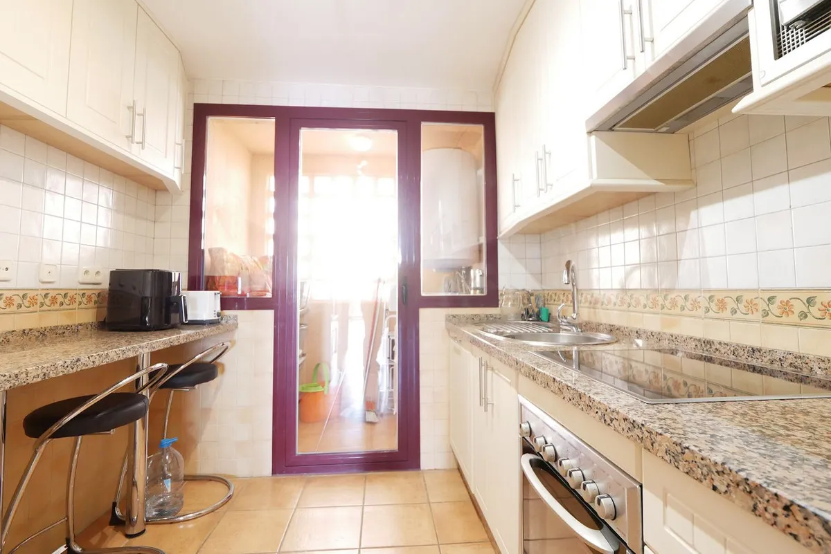 ef837752-2e4b-4718-91bd-15bf52ae1e44