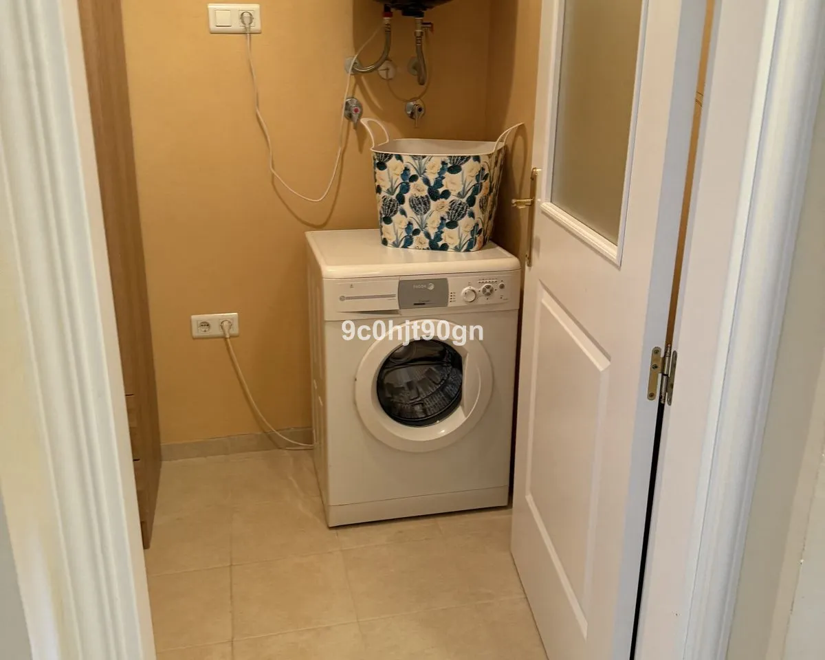 876e0e6e-0d91-447c-a137-369900c64aad