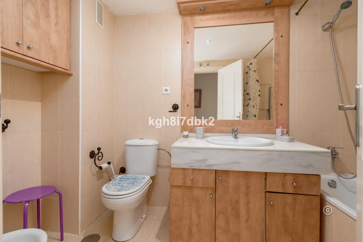 6b606b48-d7f5-452d-b9f5-edb5ad5984d9