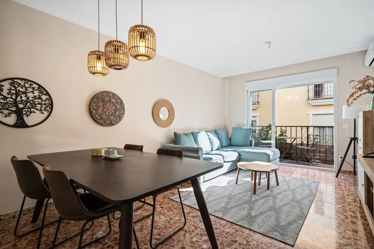 1f563927-f625-448f-ace0-9f82d388c70f