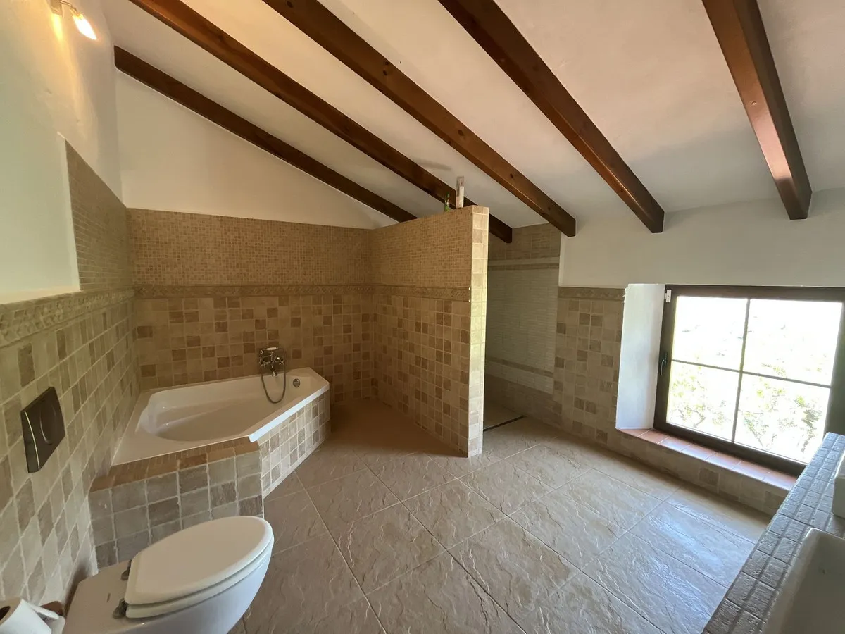 84e742d0-2732-4b61-a653-c2adbd4435b1