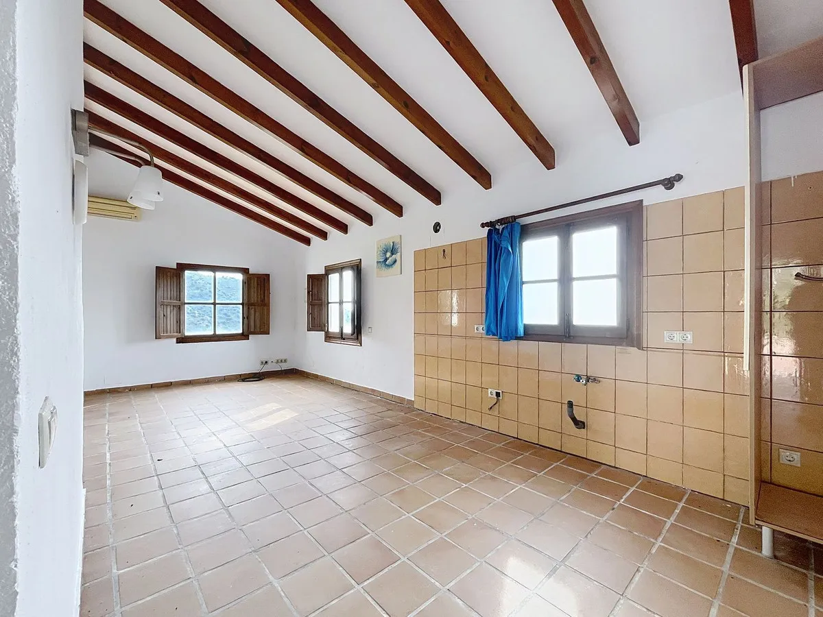 d4b87a75-53d0-4265-be2d-77d40cb79e4a