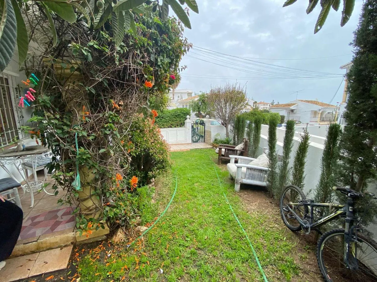 6316e5b2-f712-40d8-9c9e-84145e9597c4