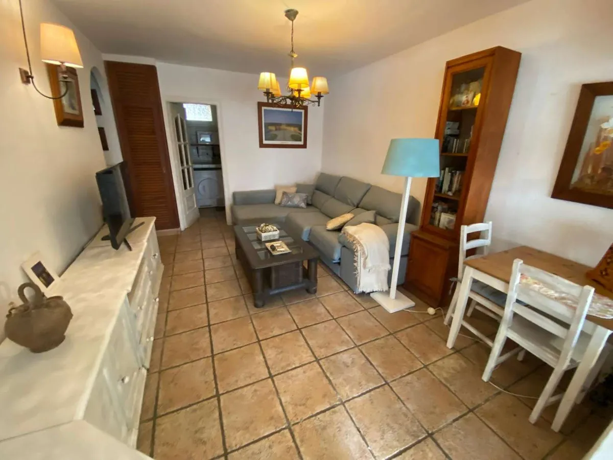 647bffde-2a0e-4496-8070-e4f2e02ddd81