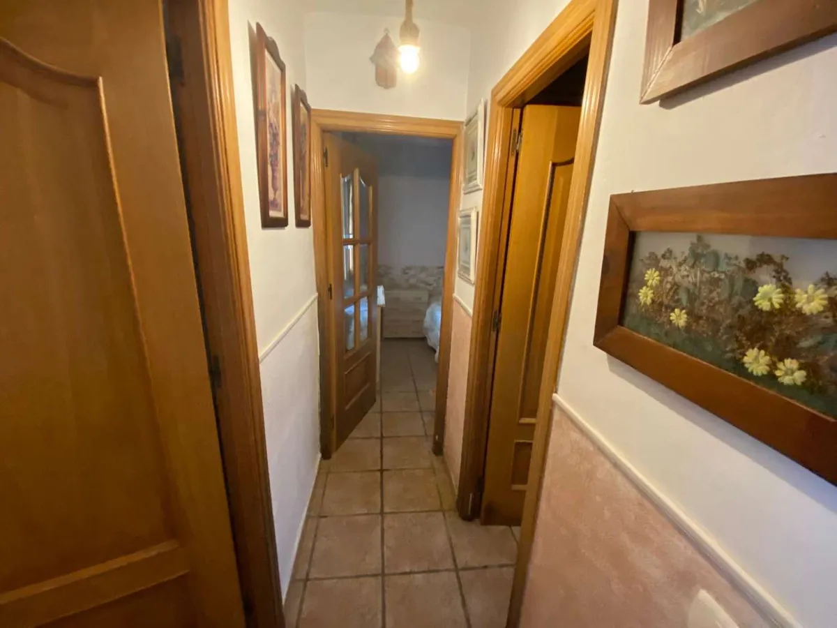 da08e8f1-0351-4d4b-96e0-8482aba01f3f