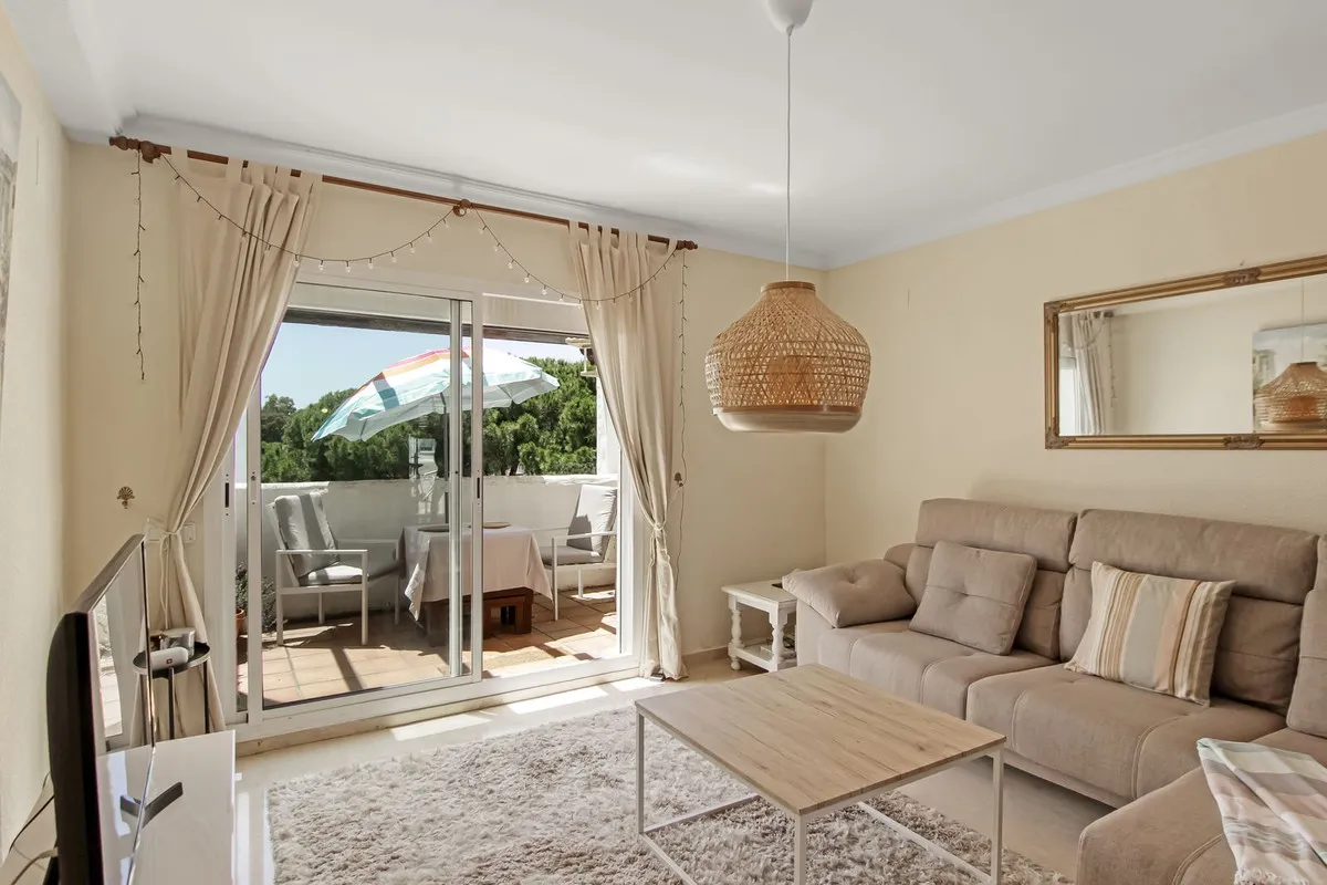 347b311e-f1ca-44aa-aff1-700455aecb85