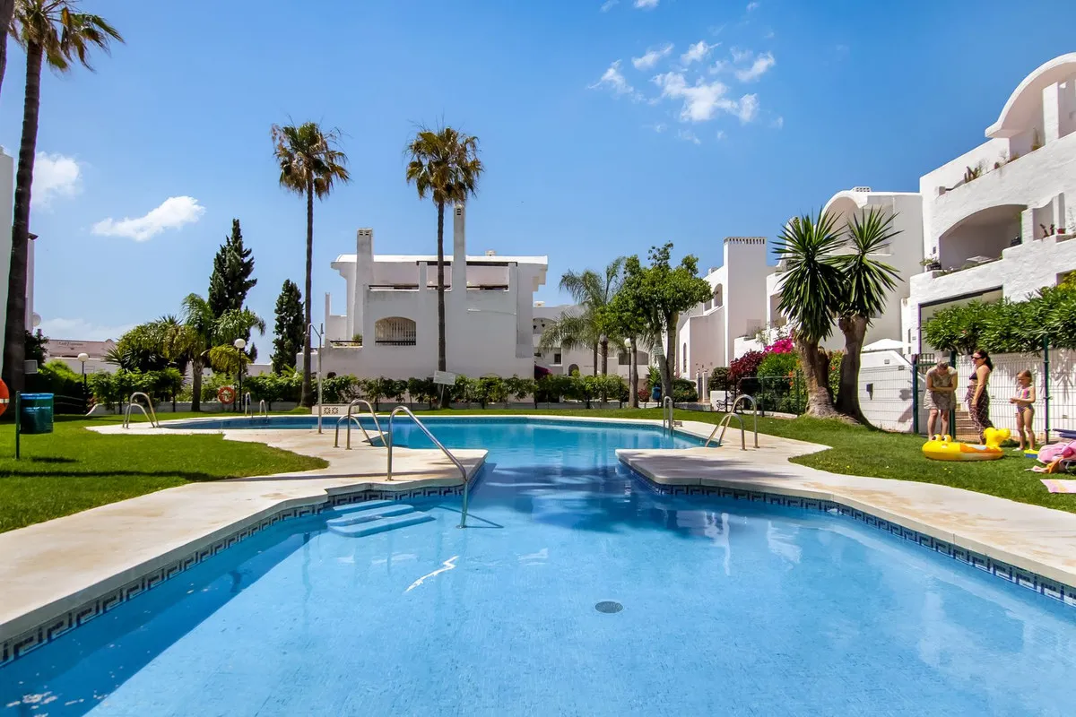 93cc21ce-f76f-4fa0-828b-2ed8b8c29aba