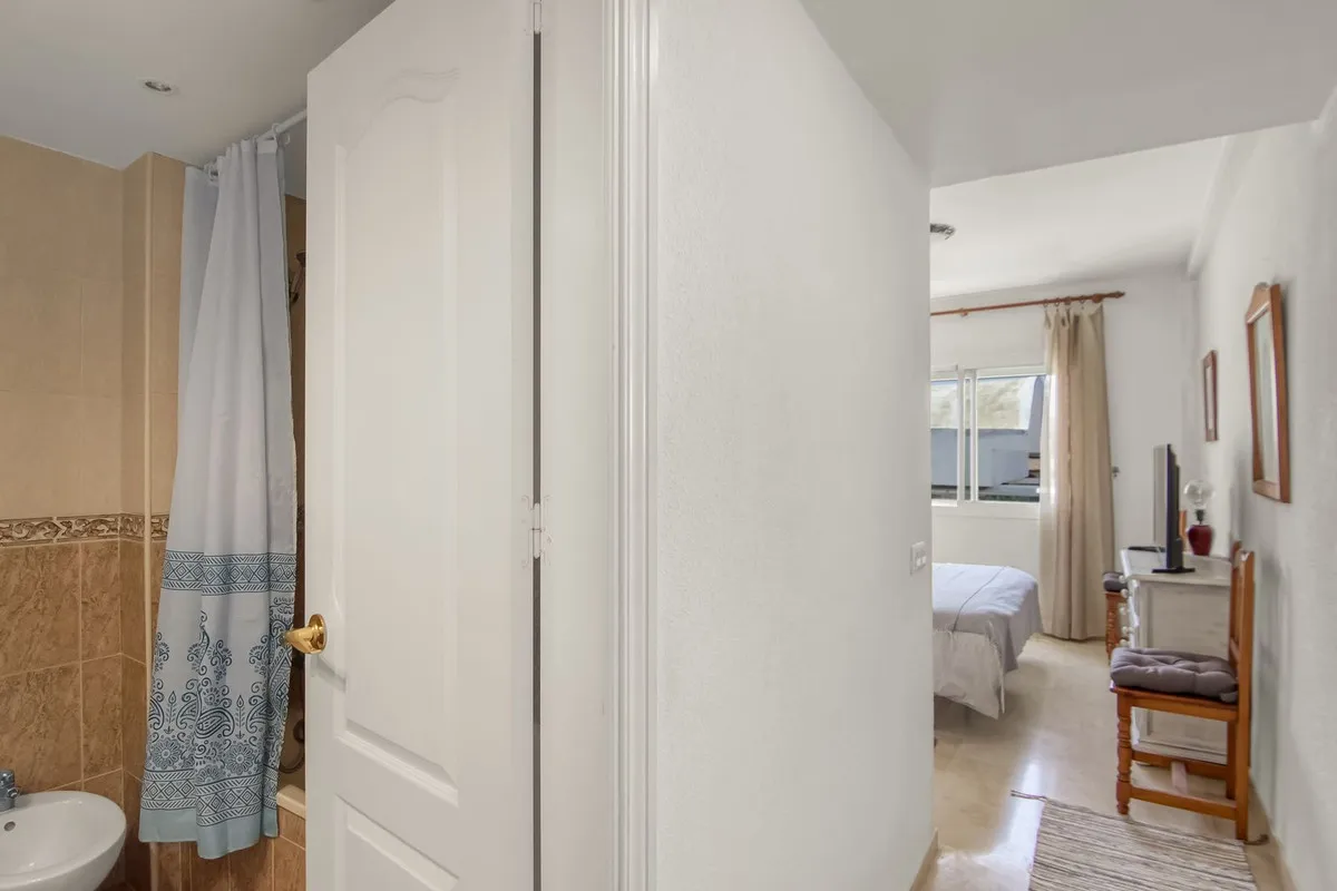 b4288471-c02d-47b6-ba17-bee08b5e5585