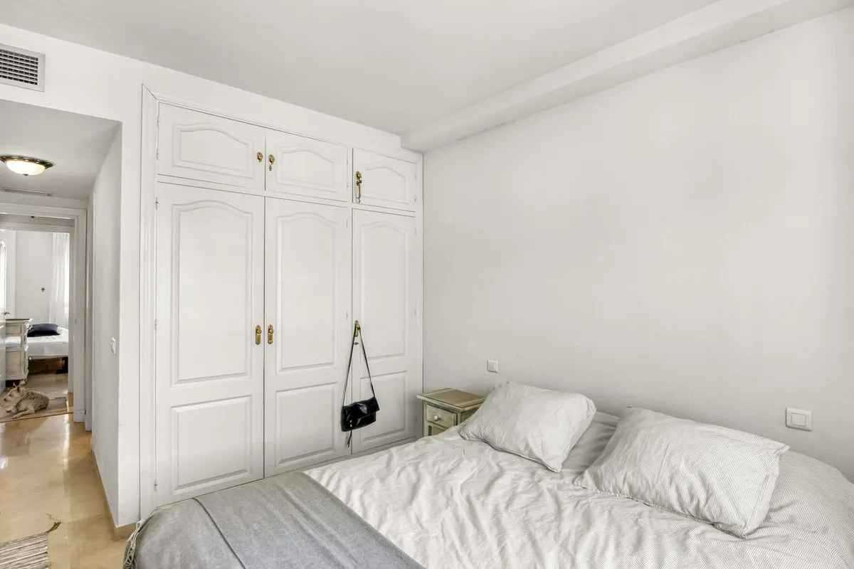 ded0a93c-9509-4827-953e-ed675361c51e