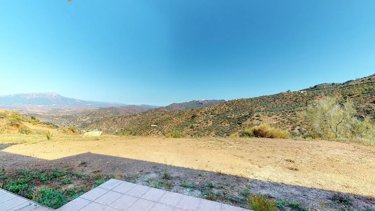 c2c58f01-706d-46ad-9a64-316e01c7a1d6