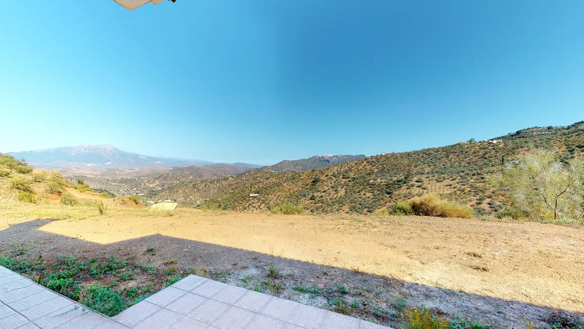 ff8f2bff-223e-4eae-bc84-463d71683ccb