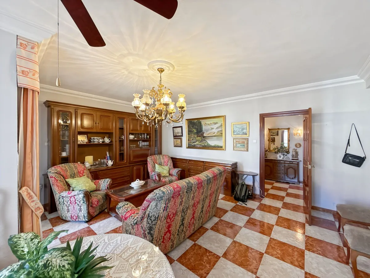 19ef2b5b-020d-4486-9c8b-6e5a38560be6