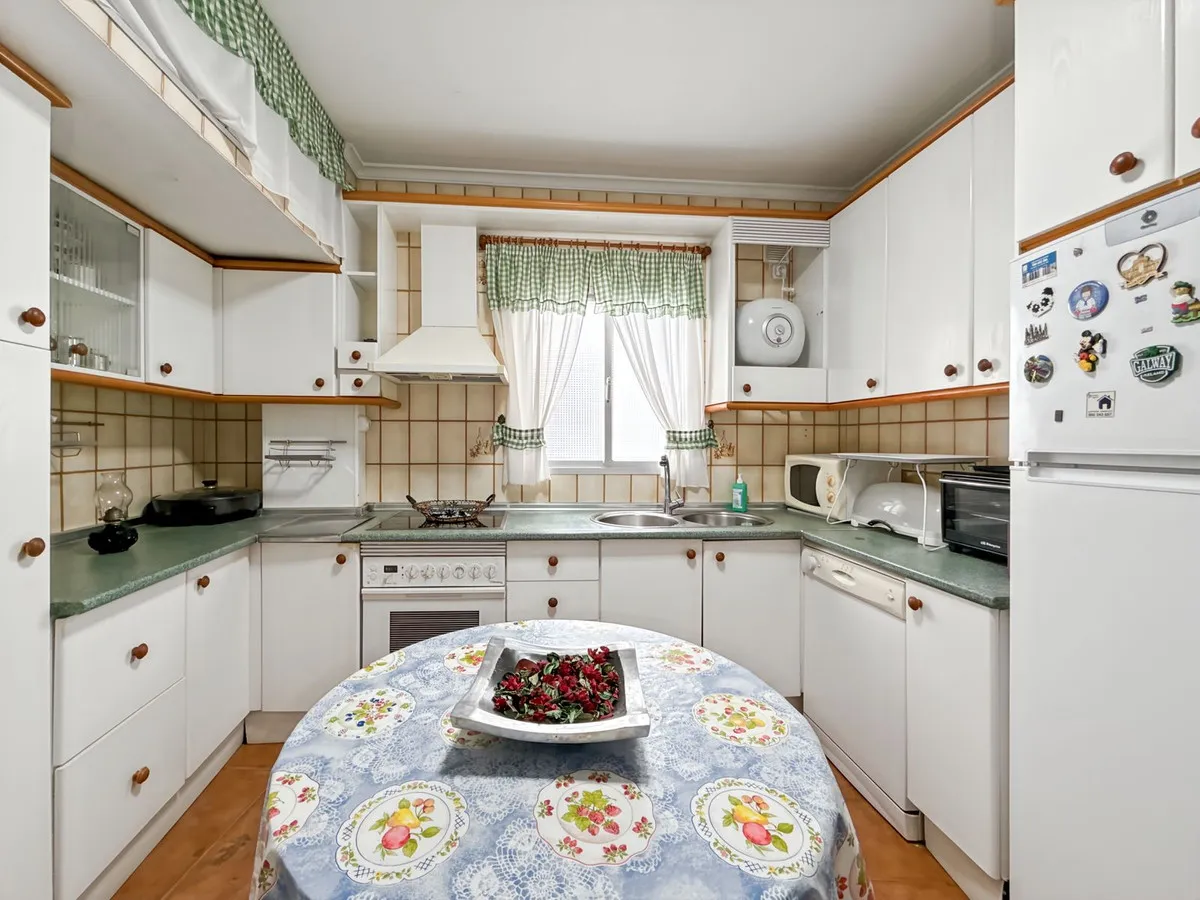 4c455299-cab4-44ba-a543-b2fa70d8a402