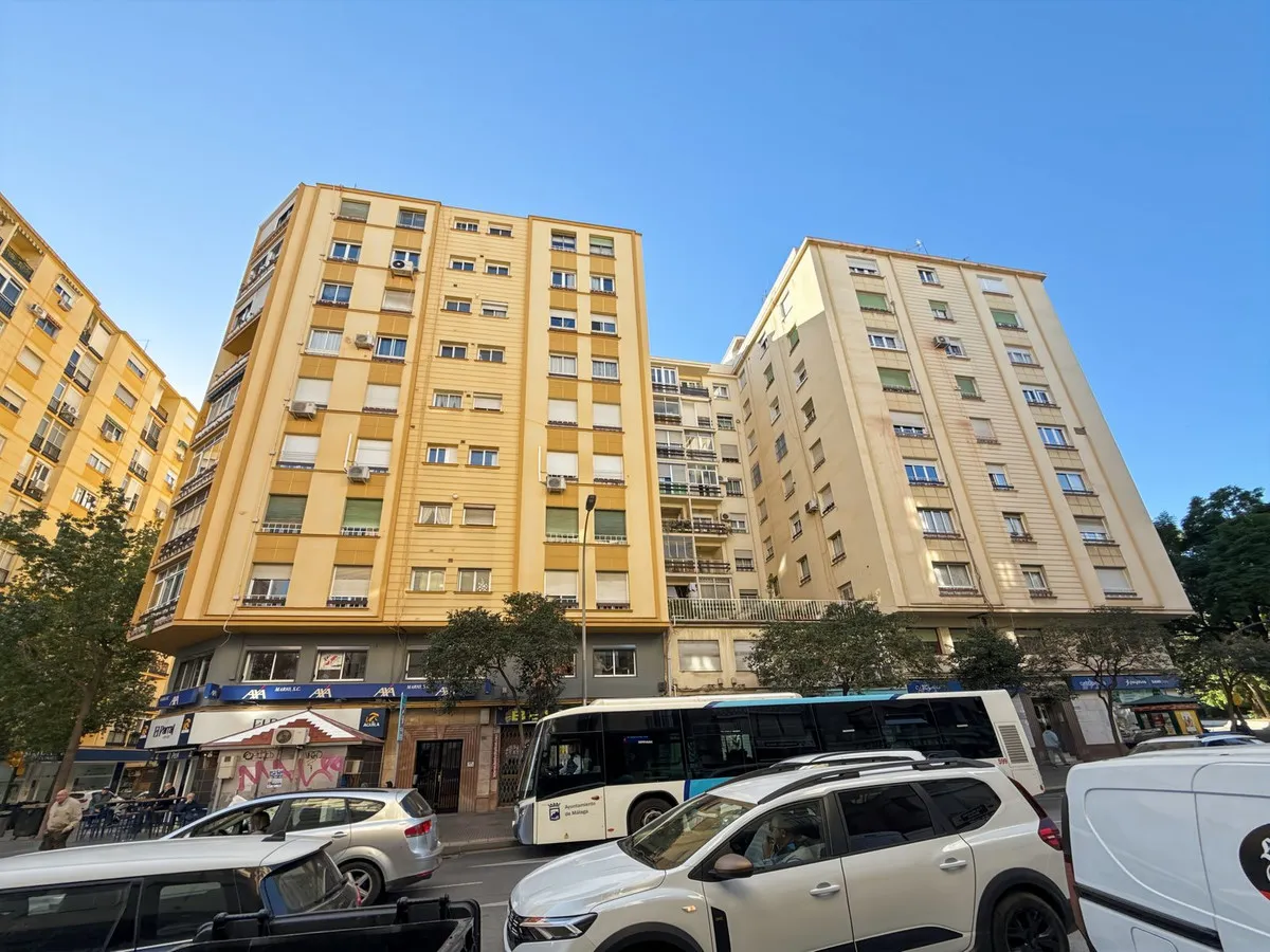 64d26043-bda3-4f3e-80f2-700ef0e934e3