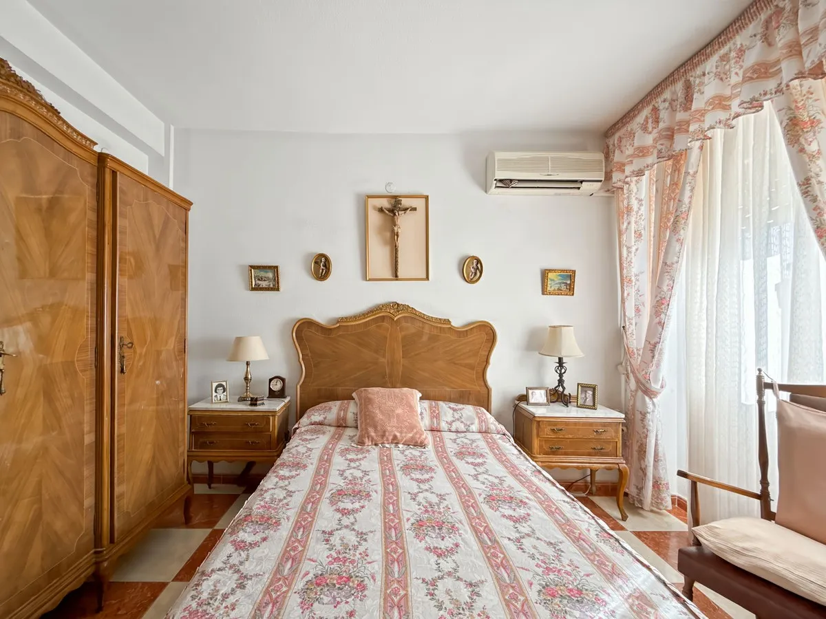 77bd70e1-0509-4ef0-b2fa-04e8e66e56c4