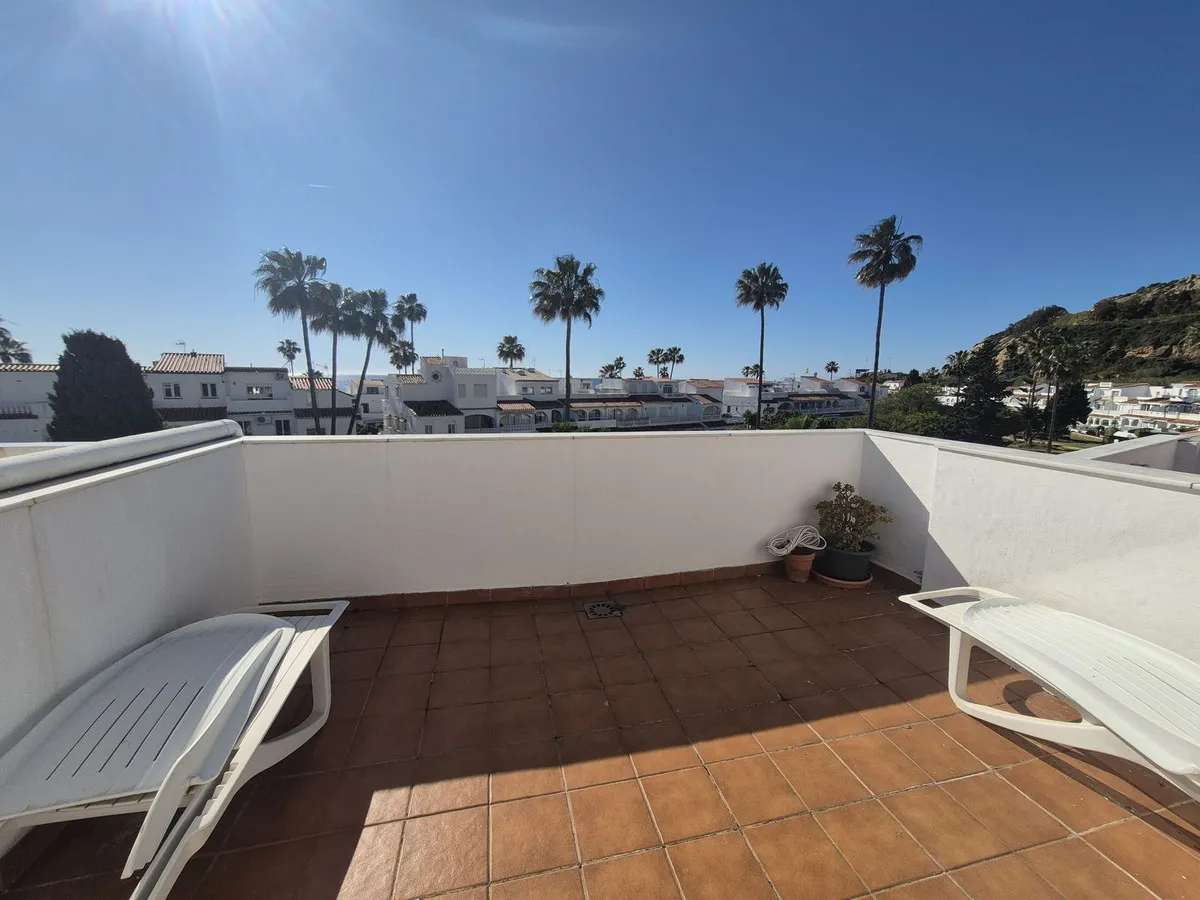 13cb7140-986a-4833-a7ae-f4ac433b0a33