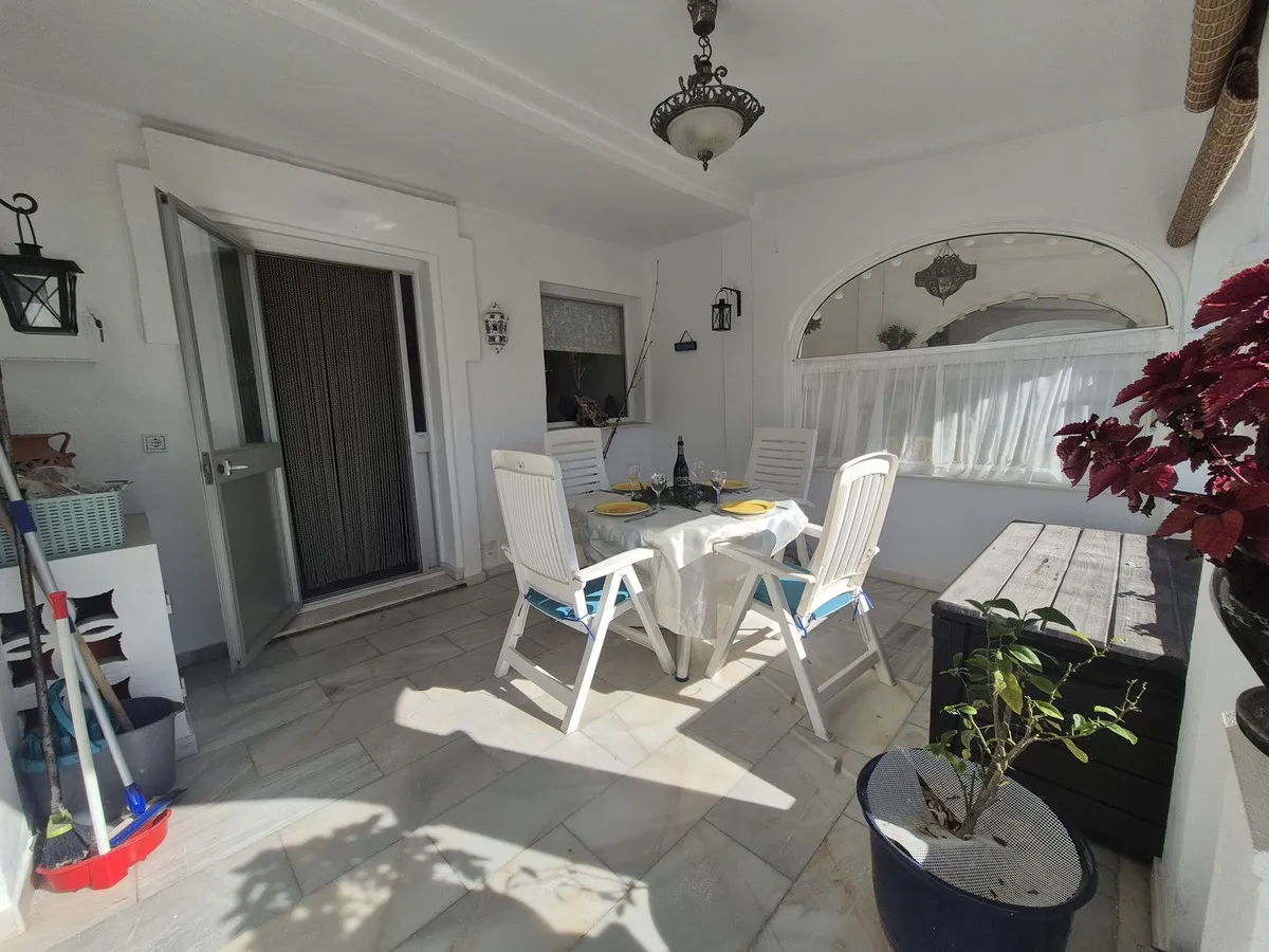 dd5f7322-a0a8-49b0-8396-71ca3d4dfad1