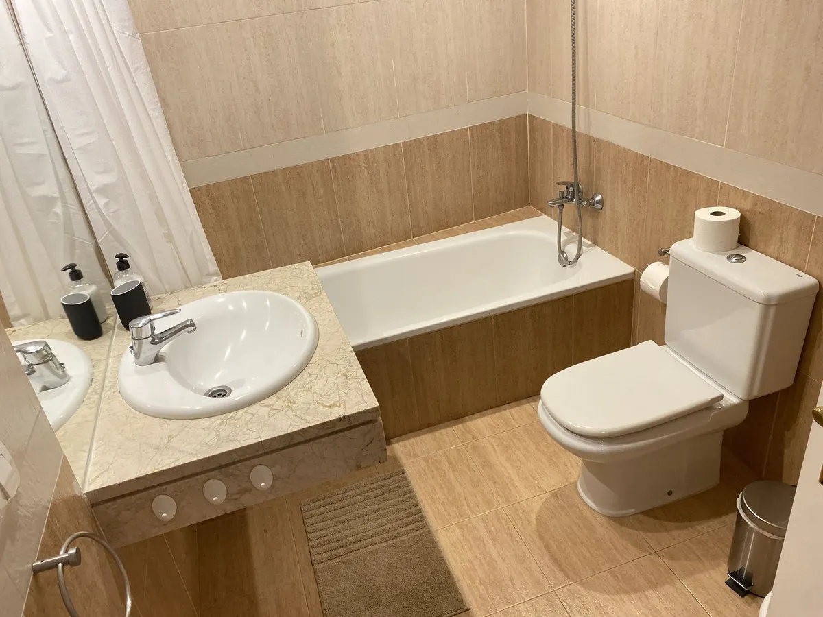 6a214a05-adac-4ad7-8eed-5686f5c2695e