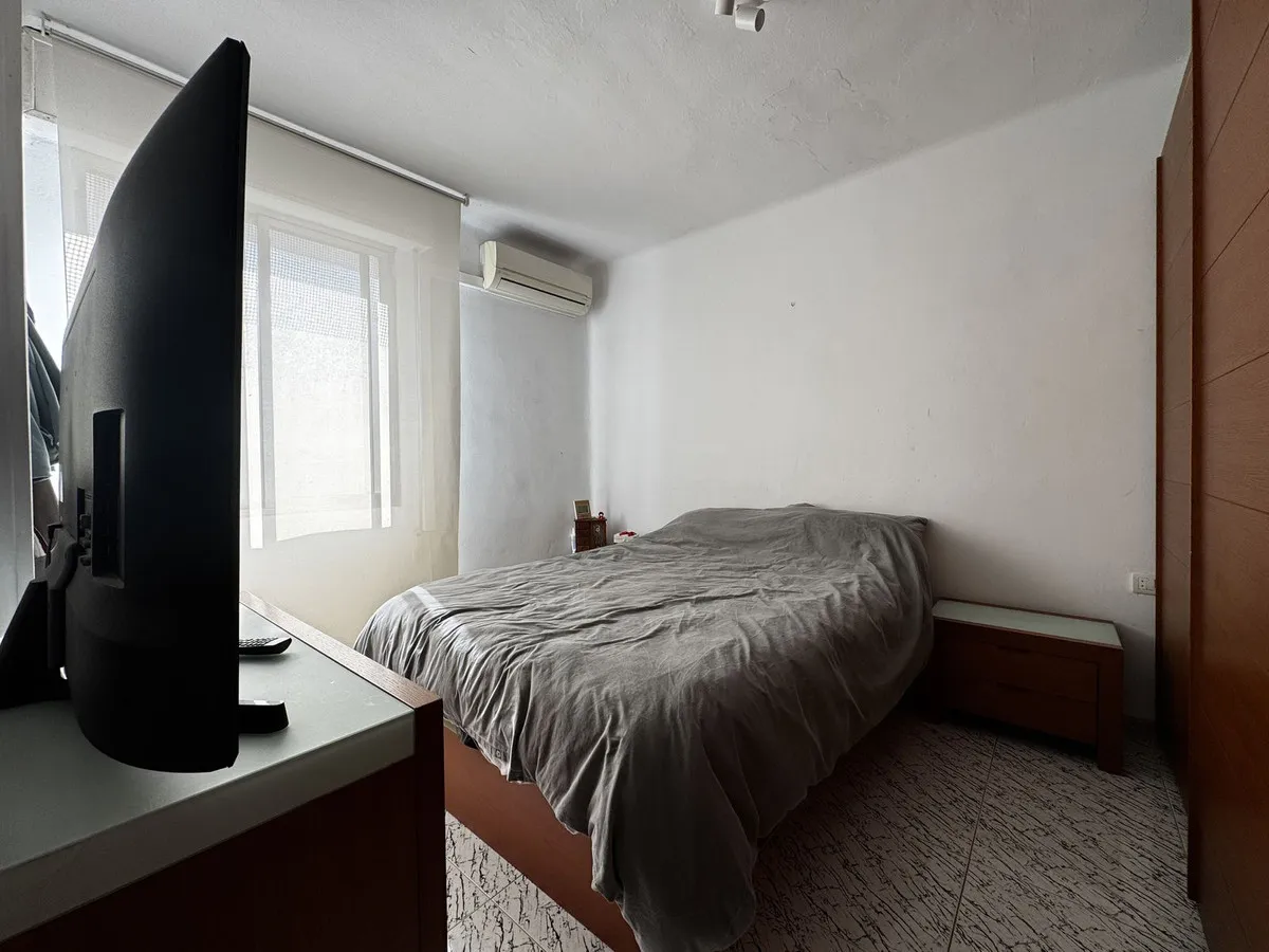 b44d0bf0-3d16-4493-acea-446cc0750b70