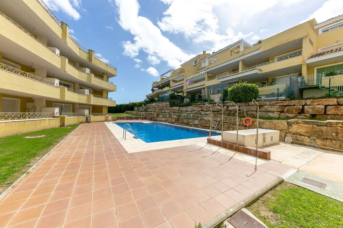 2c4ee94f-5cb6-4da8-b437-90f9bac57374