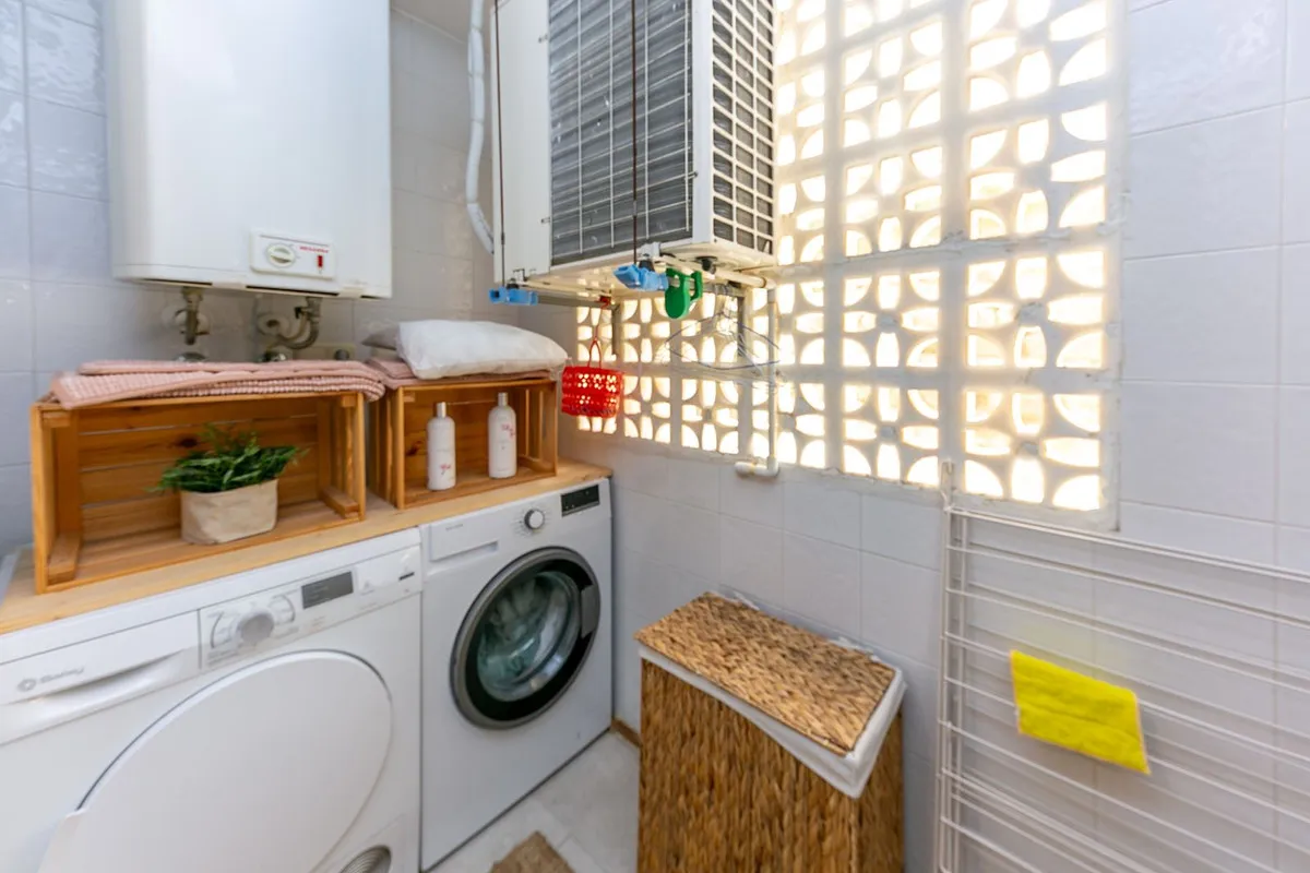 7d9acbe5-b20e-40f2-b6a7-aebb27ac9eca