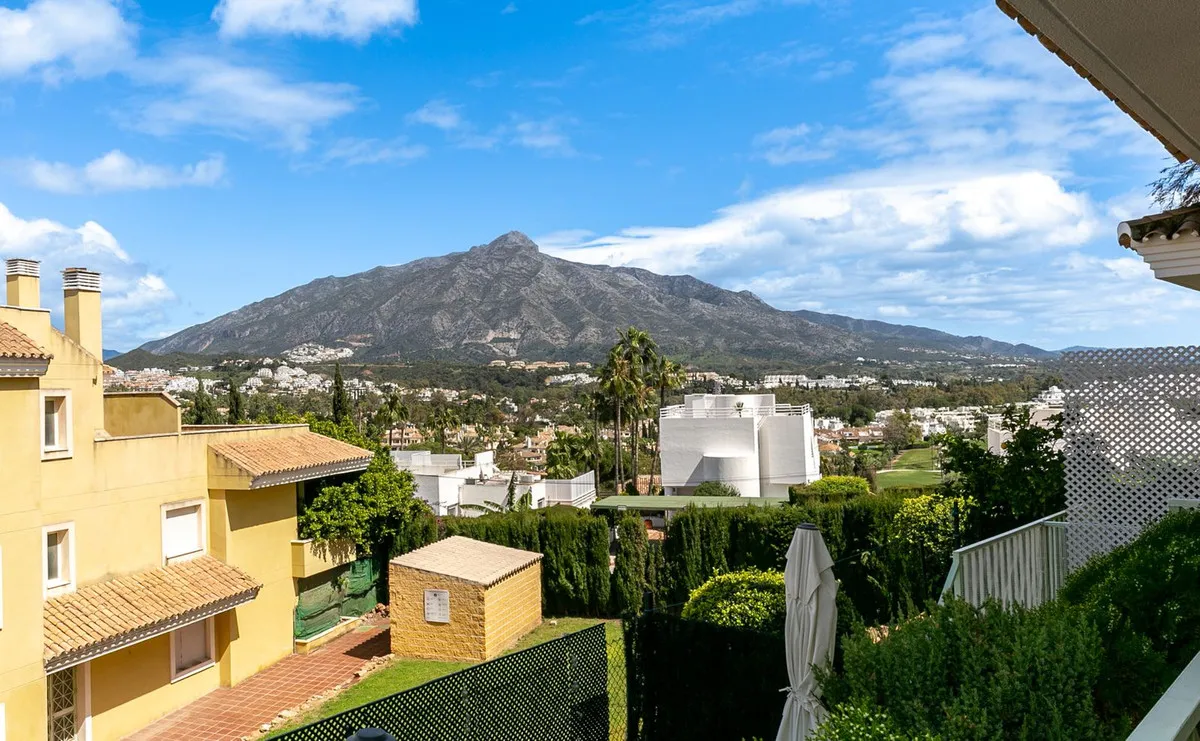 f7427506-3447-4f26-9124-2321eba8ecbf