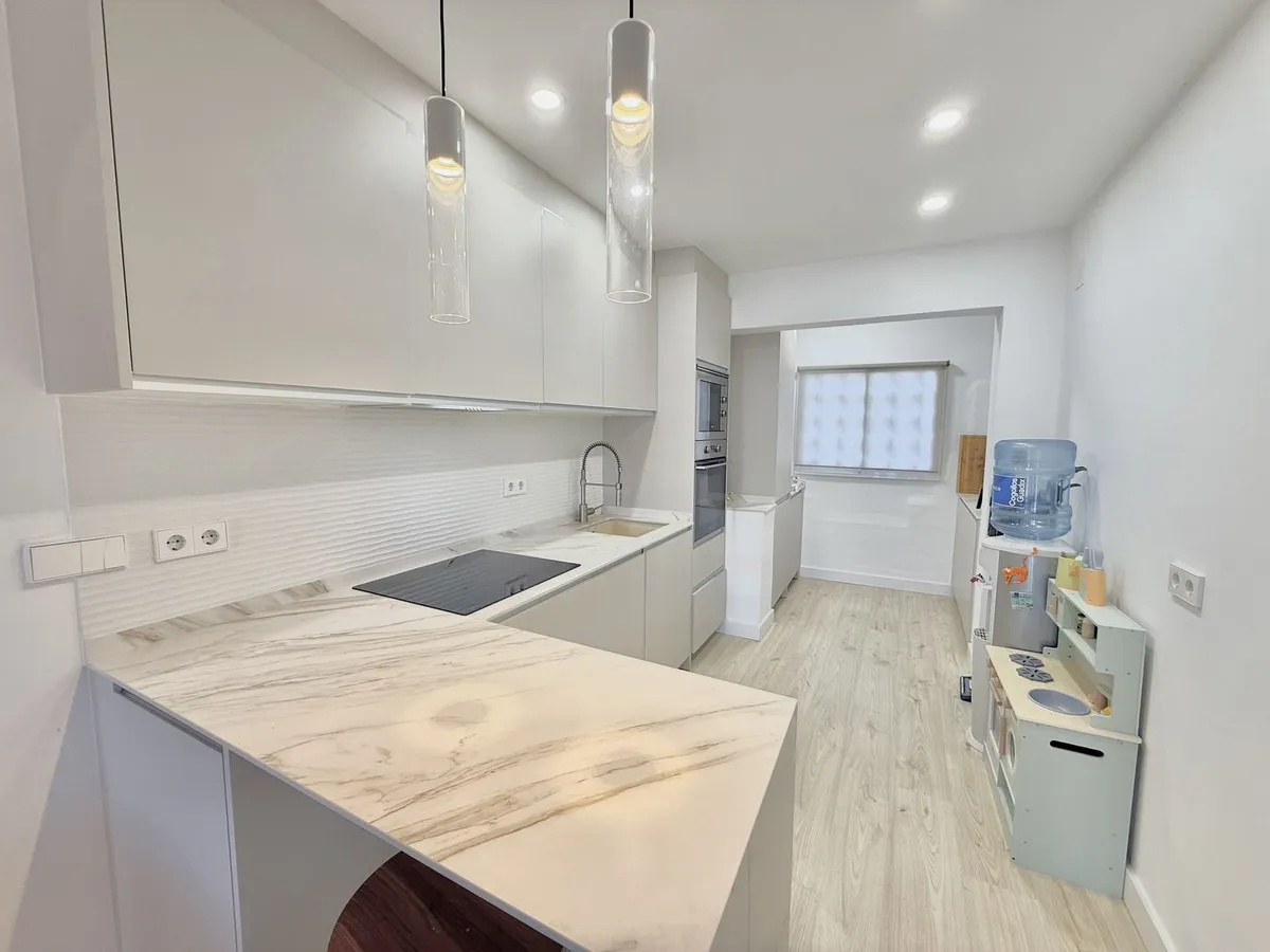 01b70593-16cd-4e88-b5ed-26fd2f4ffc9c