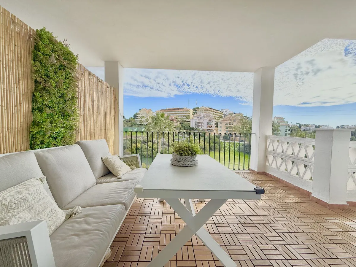 b1bddbc8-b74a-46fa-84dd-f61e565c207e