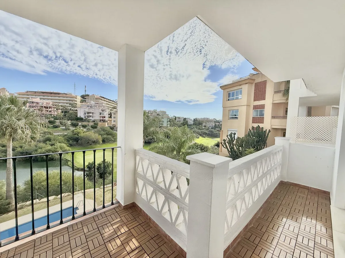 cfae91f8-8442-4cc6-b689-a87922d99014