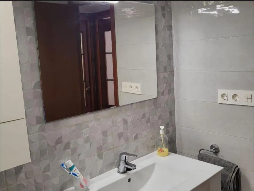 1c6a6c8a-f410-482e-90a8-d1a0c983f250