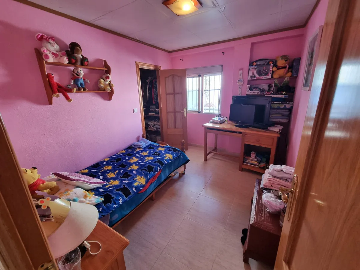 8afe5929-4623-48c0-8ec7-1be6a176c17e