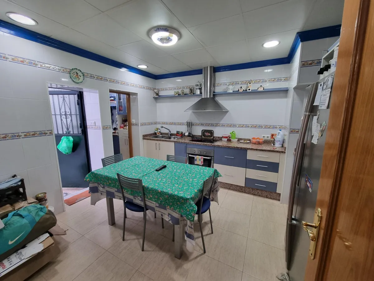 c3565ba3-99d4-4a0c-b5a2-5c5afbf67bb1