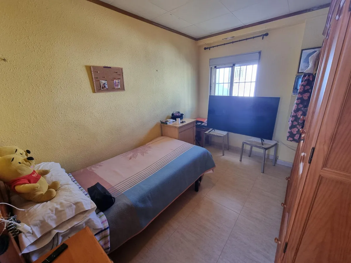 c4714beb-4f32-4039-b7f4-f0f85803001d