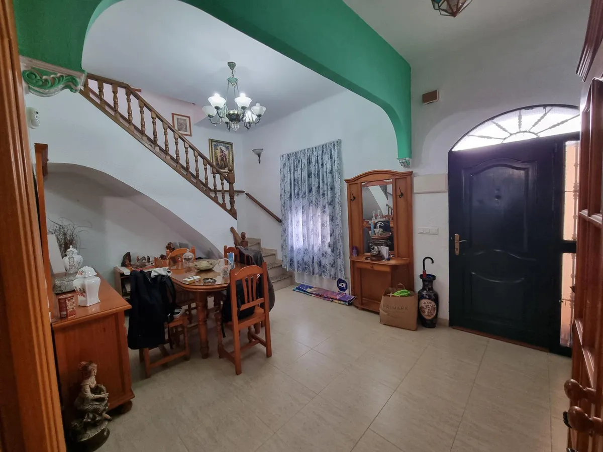 c6a9ee8c-a3c9-46ac-a1b2-24b3c2f5155b